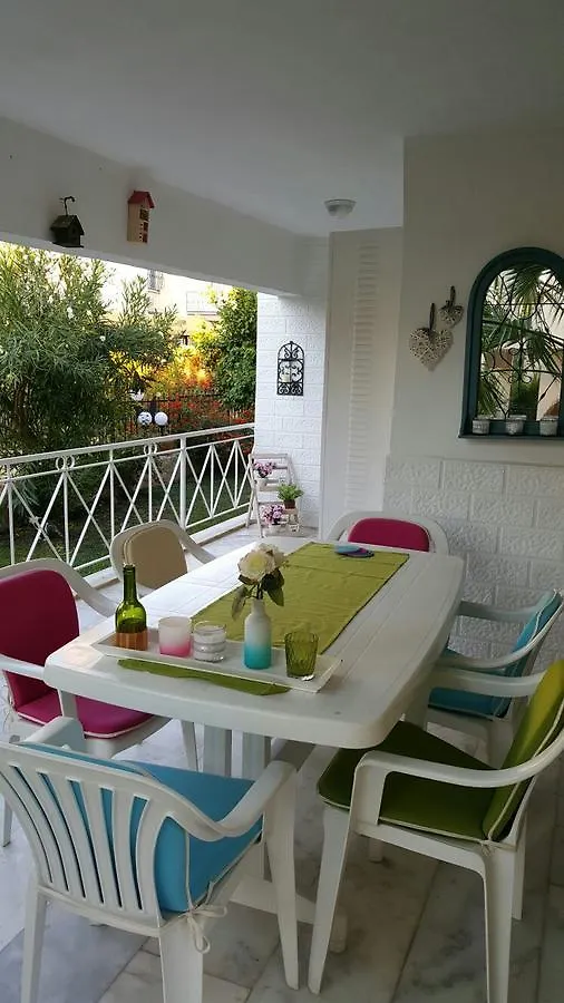Villa Anja 쿠사다시 펜션