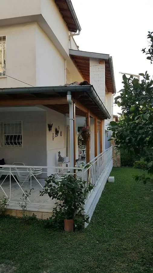 Villa Anja 쿠사다시 펜션